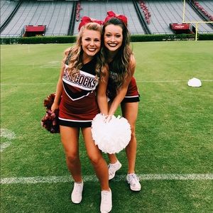 Meet your Posher, Ashton