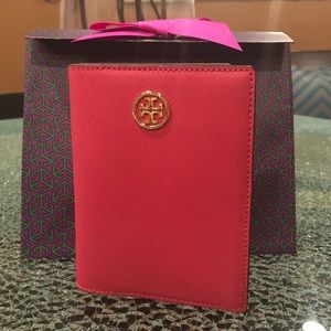 Tory Burch Robinson Passport Holder