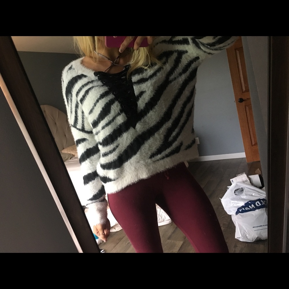 Never worn express sweater