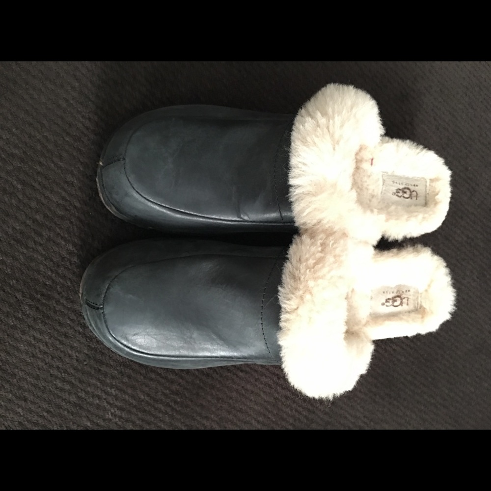 Ugg clogs