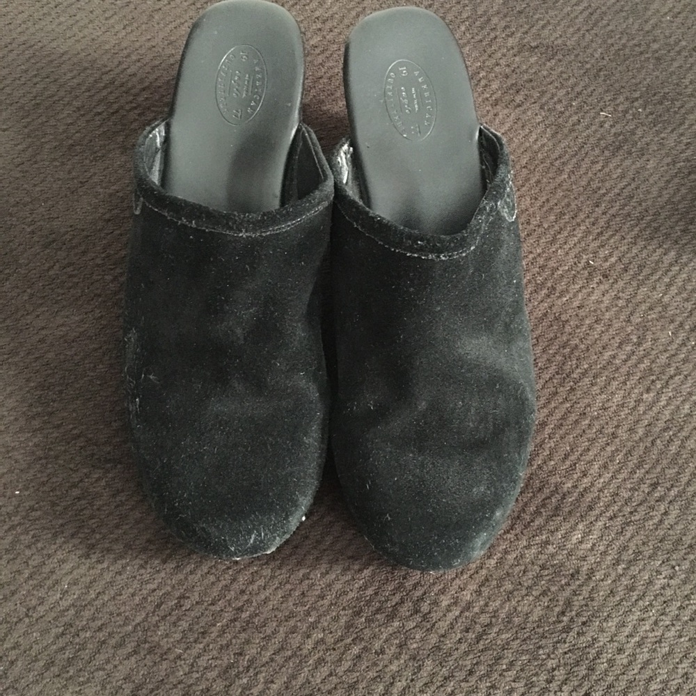 Black American eagle clogs!