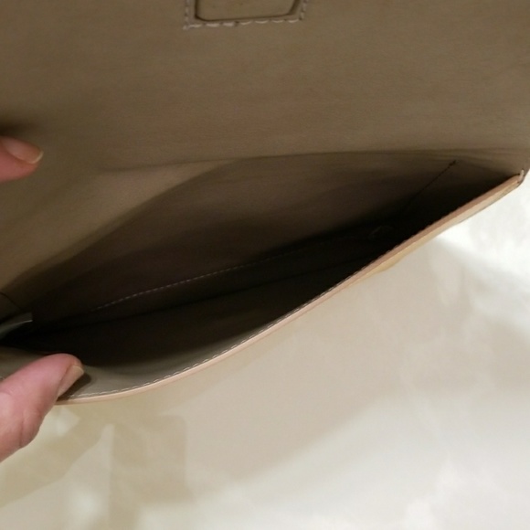 Banana republic crossbody - Picture 4 of 8