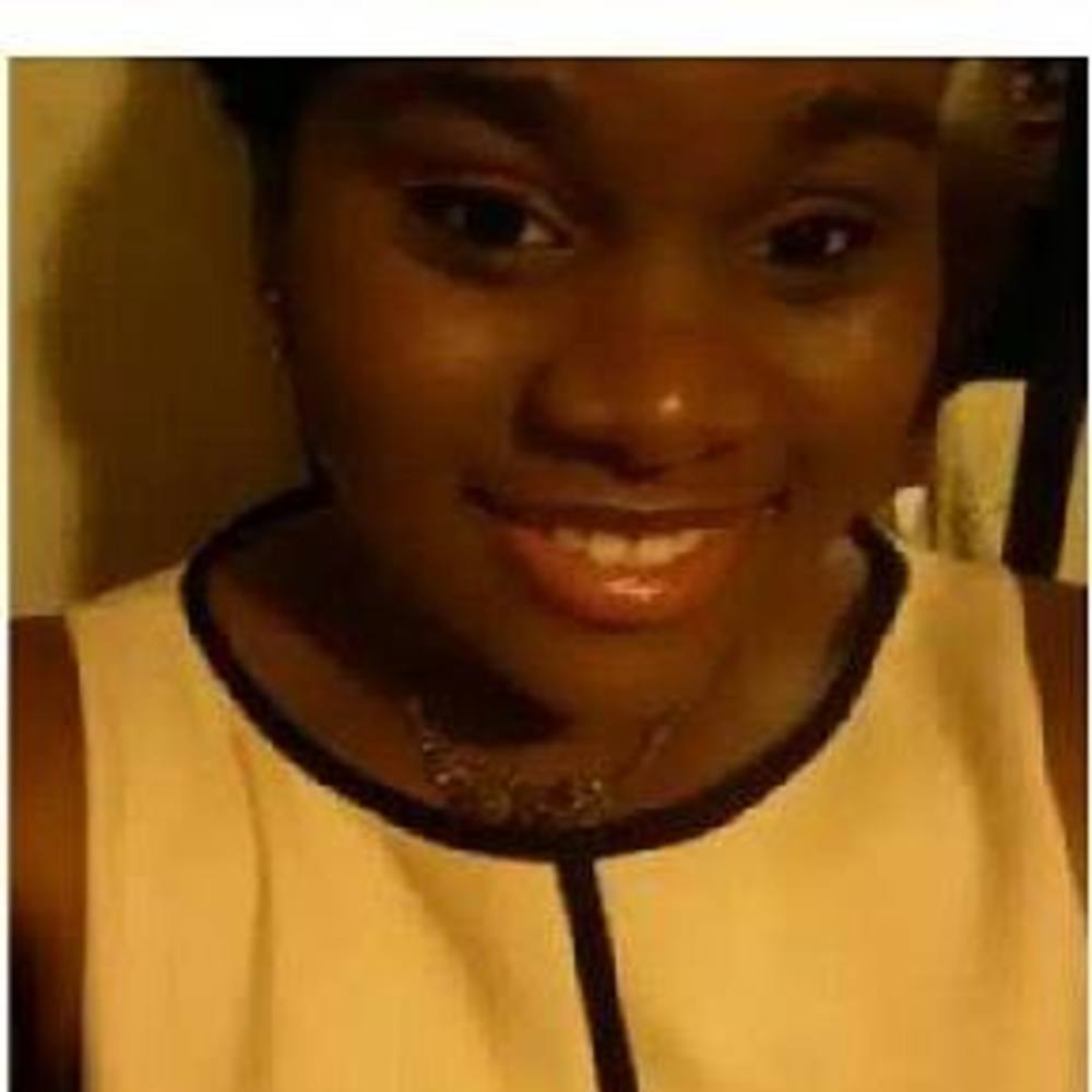 Meet your Posher, Enobong