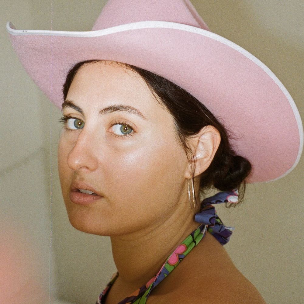 Meet your Posher, Yulia