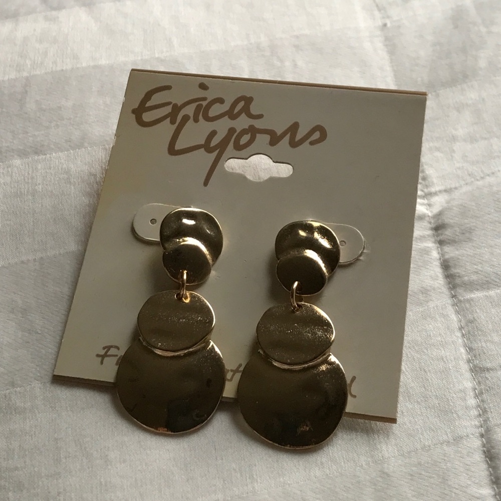 NWOT Erica Lyon's Macy's Gold Dangle Earring