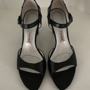 Tsubo open toed heels, 3" black, size 8.5