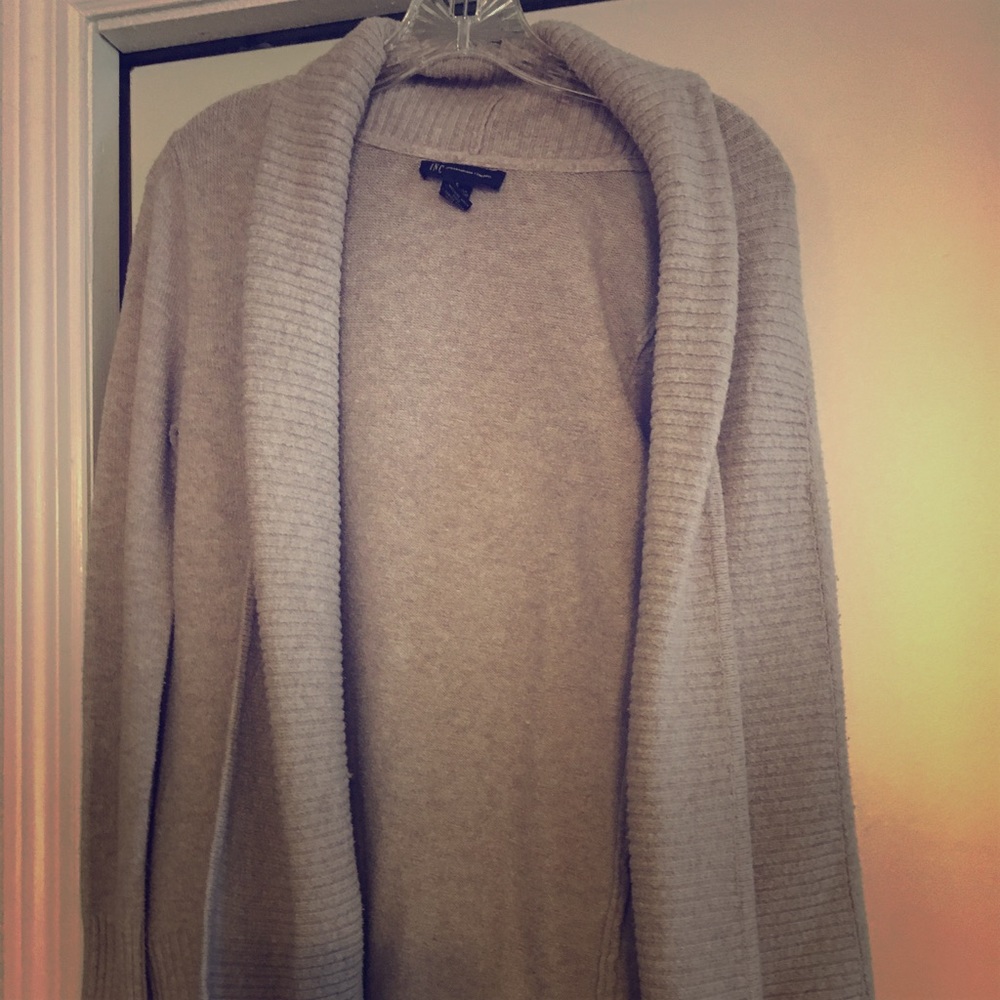 Taupe cardigan sweater, size M.