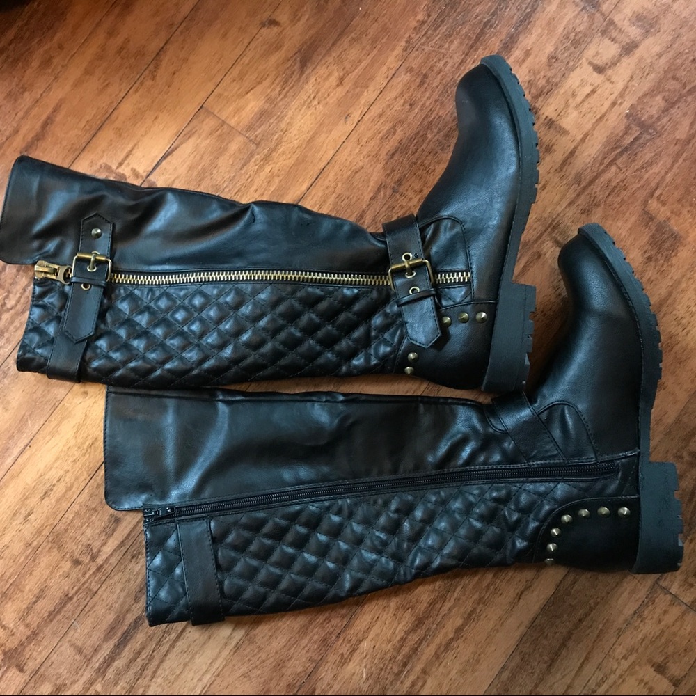 Women's Boots man made leather size 7