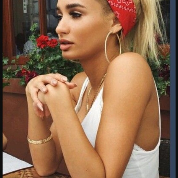 RED PASLEY BANDANA 100 COTTON SCARF - Picture 2 of 2