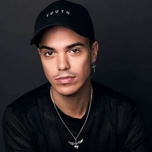 Meet your Posher, Karl