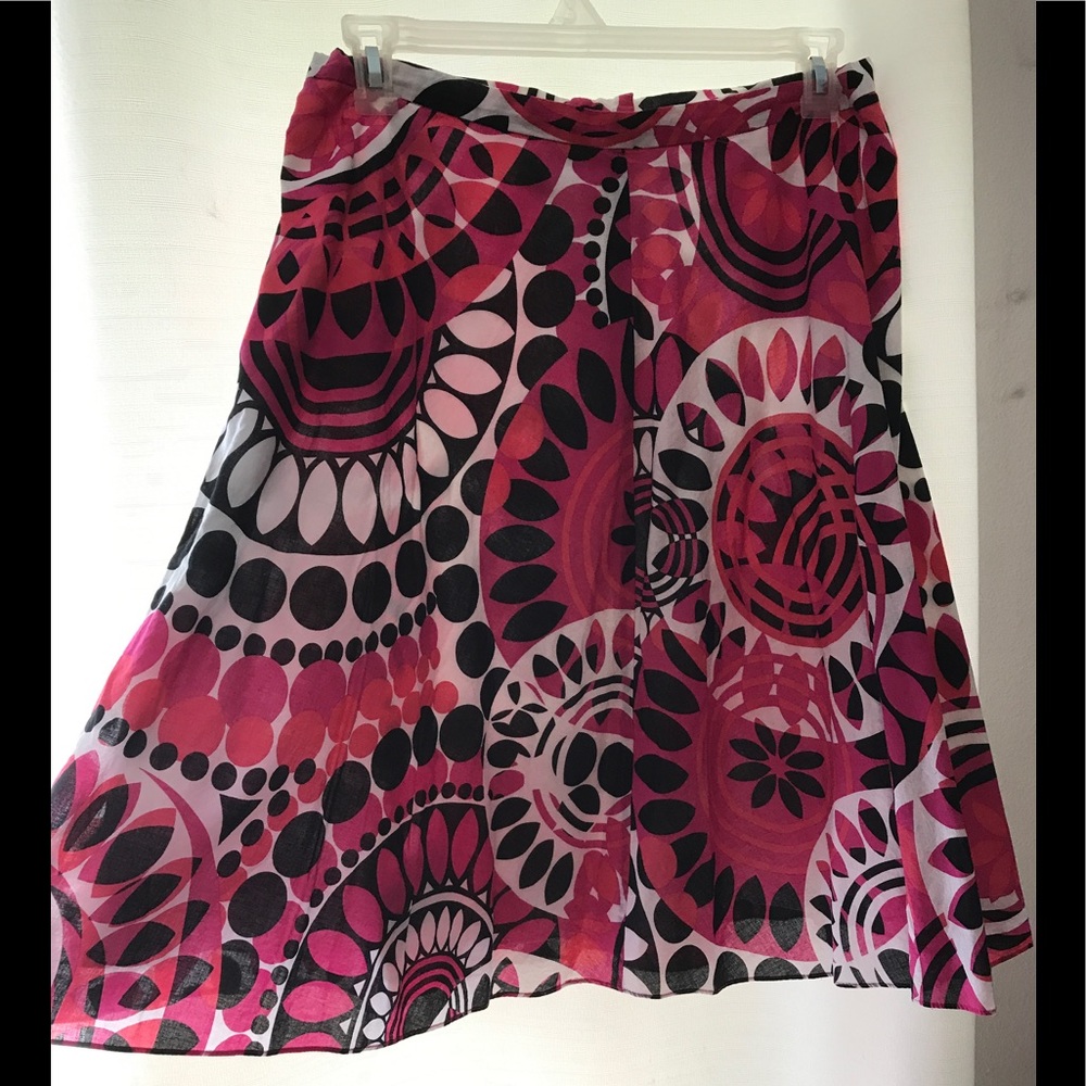 Big Discount!! Pretty 100% cotton Skirt.