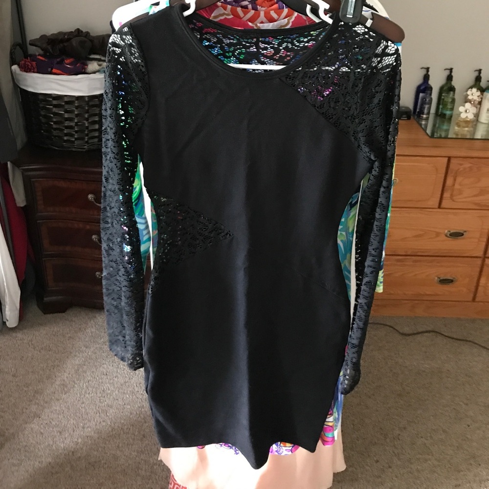 🎉SALE🎉 BCBG Maxazria Jorden dress