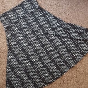 🕛 FINAL WEEK 🕛 LuLaRoe Azure - Medium NWOT