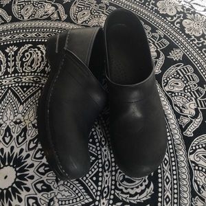 Dark Leather Dansko like new