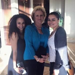 Meet your Posher, Linda