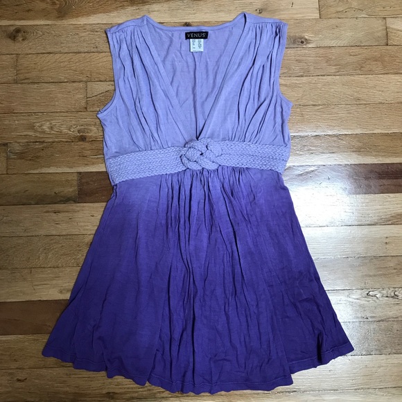Cute v-neck tank top shirt - Picture 1 of 5