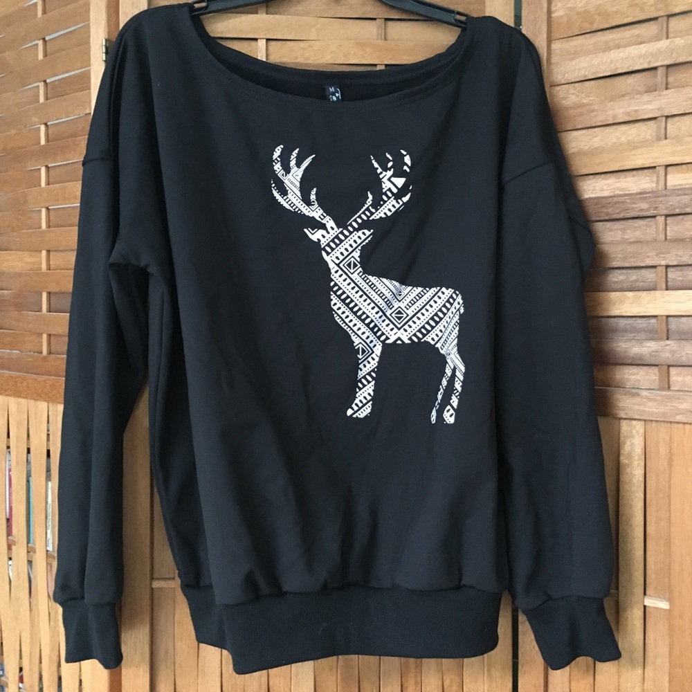 Deer Print Sweatshirt 🦌 New ⭐️