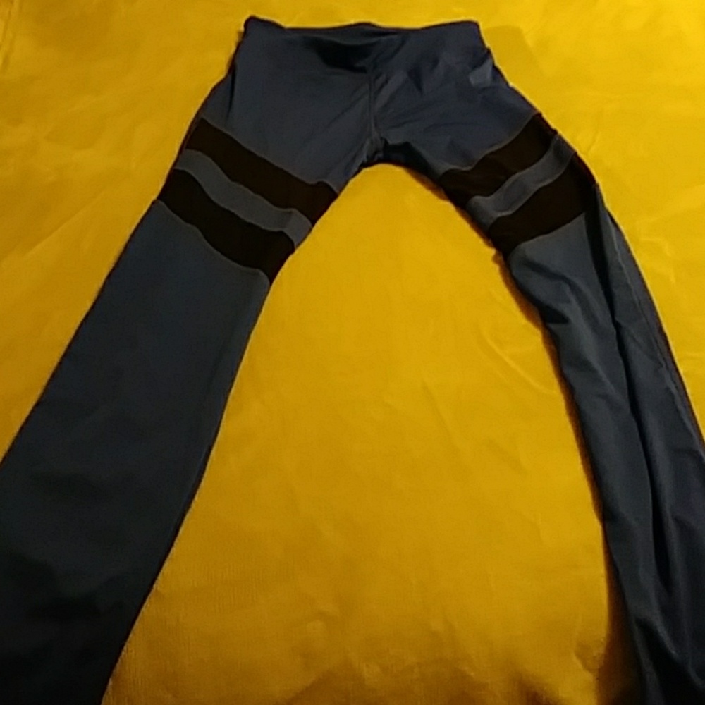 Athletic pants