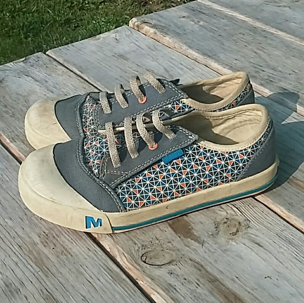 Boy Girl Merrell size 1