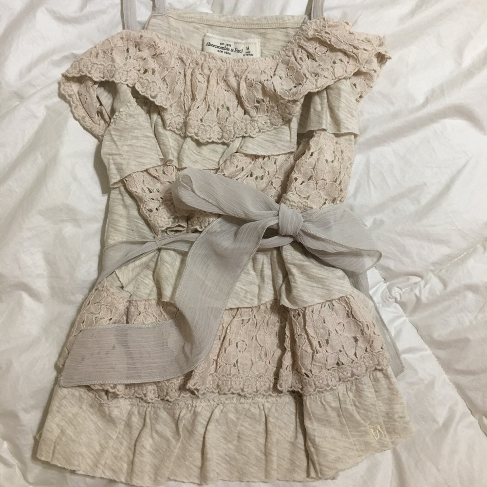 Gorgeous Abercrombie & Fitch Top!💕
