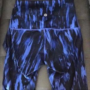 Blue Lululemon leggings