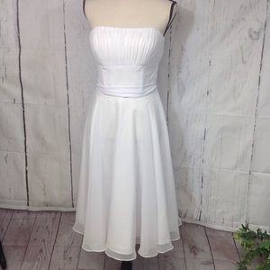Mori Lee White Size 9/10 Wedding Or Prom Dress