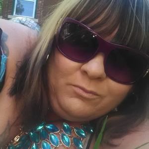 Meet your Posher, Daphny