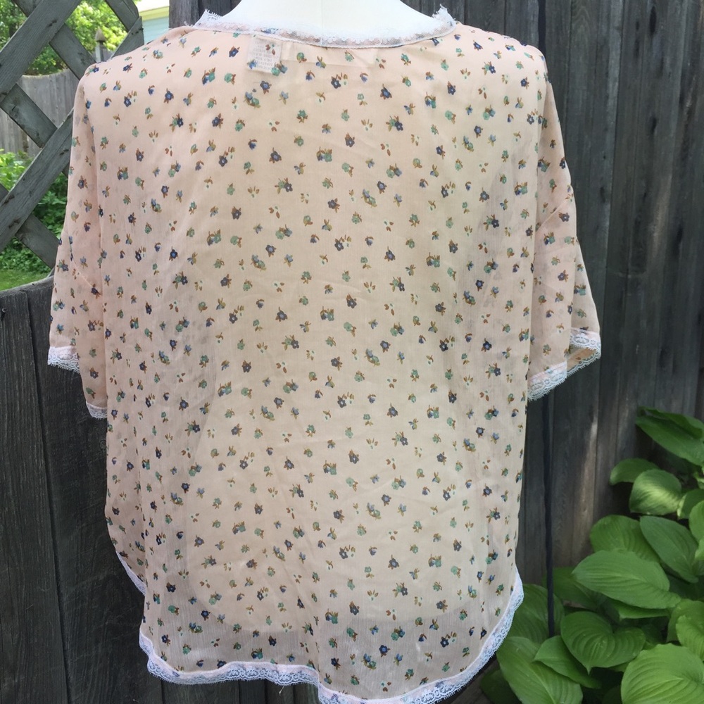 Boho top - Picture 3 of 4