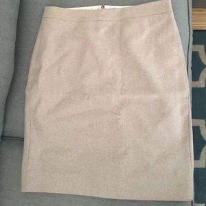 Jcrew size 6 pencil skirt