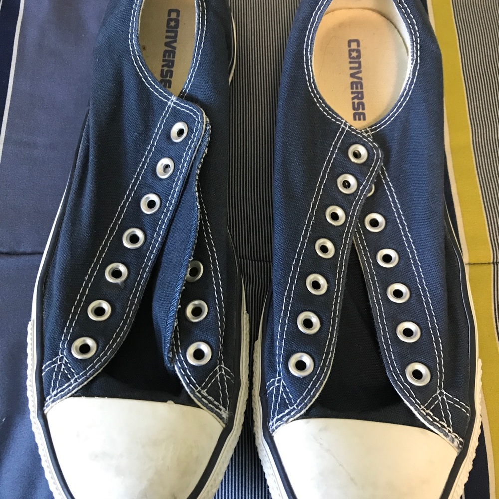 Blue converse!