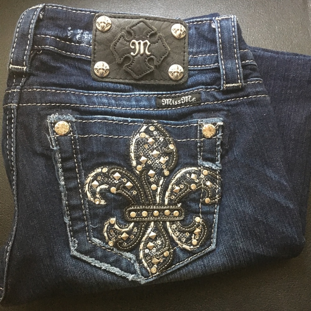🔈SOLD! Miss Me Jeans- Flash Sale!
