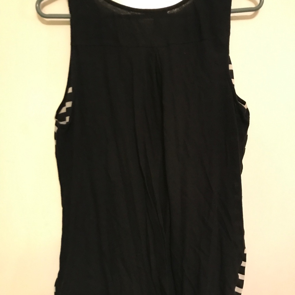 Express tank 🌹 - Picture 2 of 3