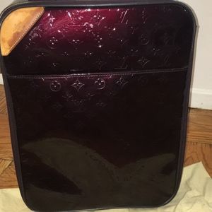Louis Vuitton Vernis Pegase 45 Travel Suitcase