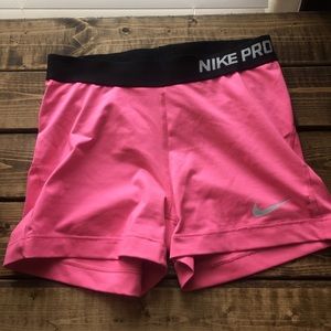 Nike pro