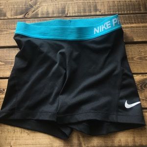 Nike pro