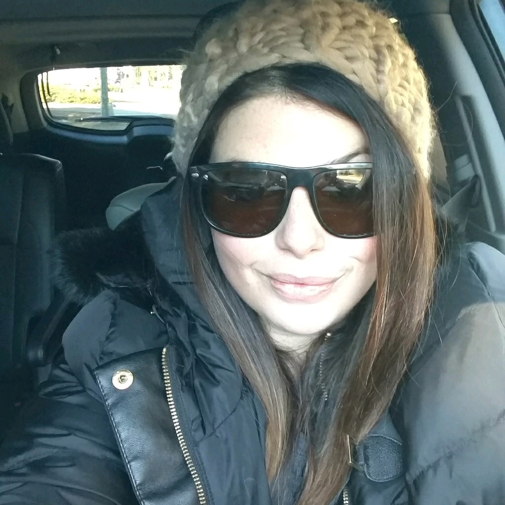 Meet your Posher, Alexandra