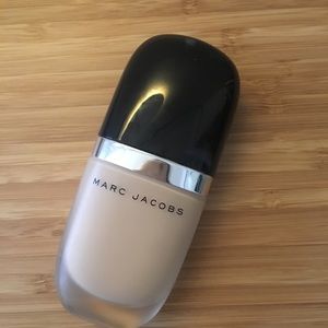 Marc Jacobs oil free foundation