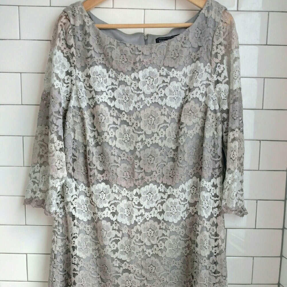 Jessica Howard Grey Beige Lace Shift Dress