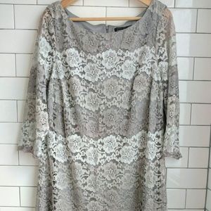 Jessica Howard Grey Beige Lace Shift Dress
