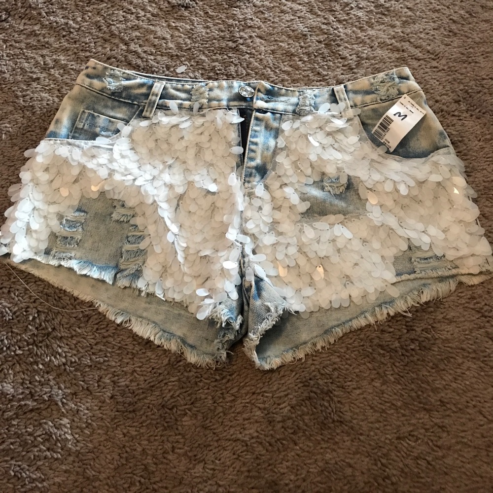 Light jean short shorts