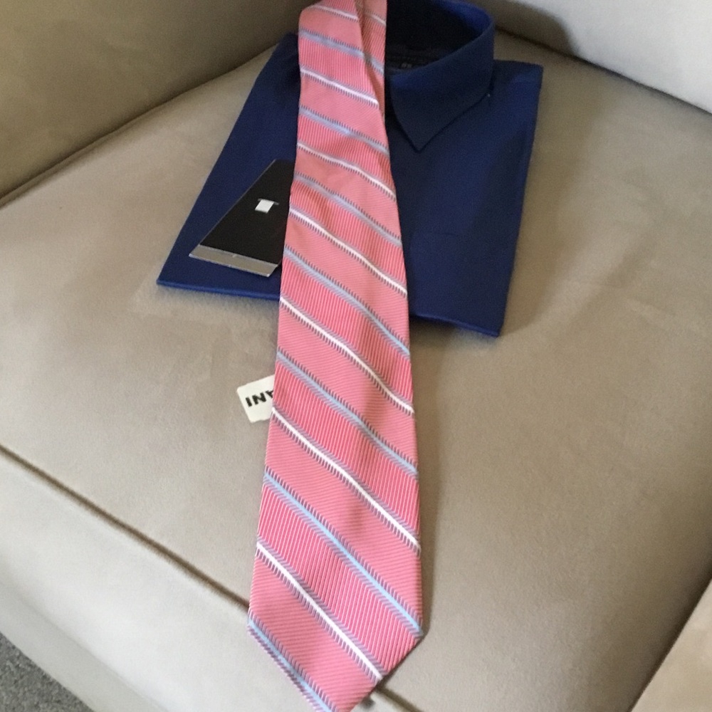 New never worn neck tie