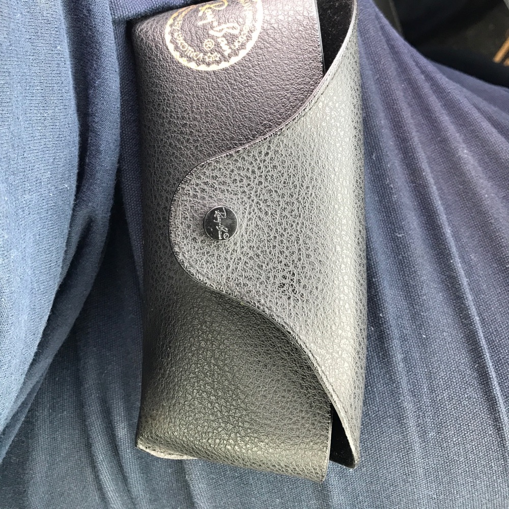 Ray bans soft case