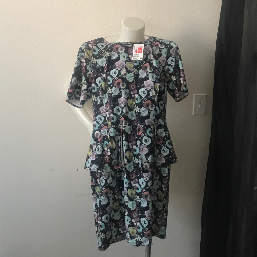 H&M Peplum flower dress