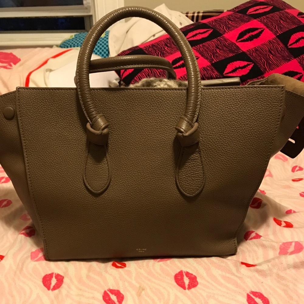 Knot tote