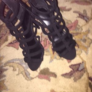 Black scrappy heels