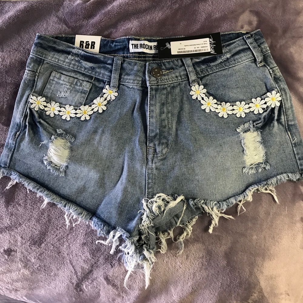 Fresh as a Daisy Distressed Cutoffs