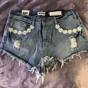 Fresh as a Daisy Distressed Cutoffs