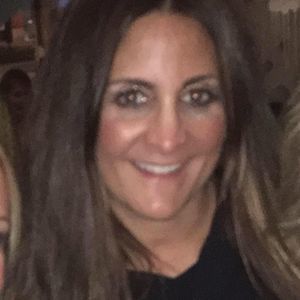 Meet your Posher, Leslie