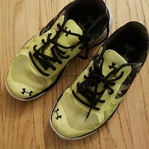 Boys under armour shoes