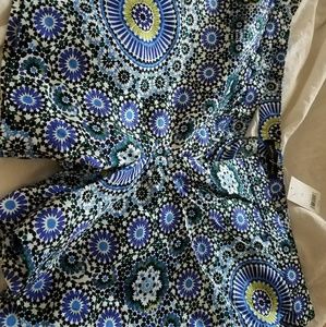 NWT MEDALLION PRINT SHORTS